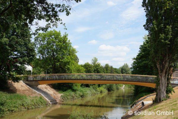 Holzbruecke_mit_Textilbeton_solidianGmbH